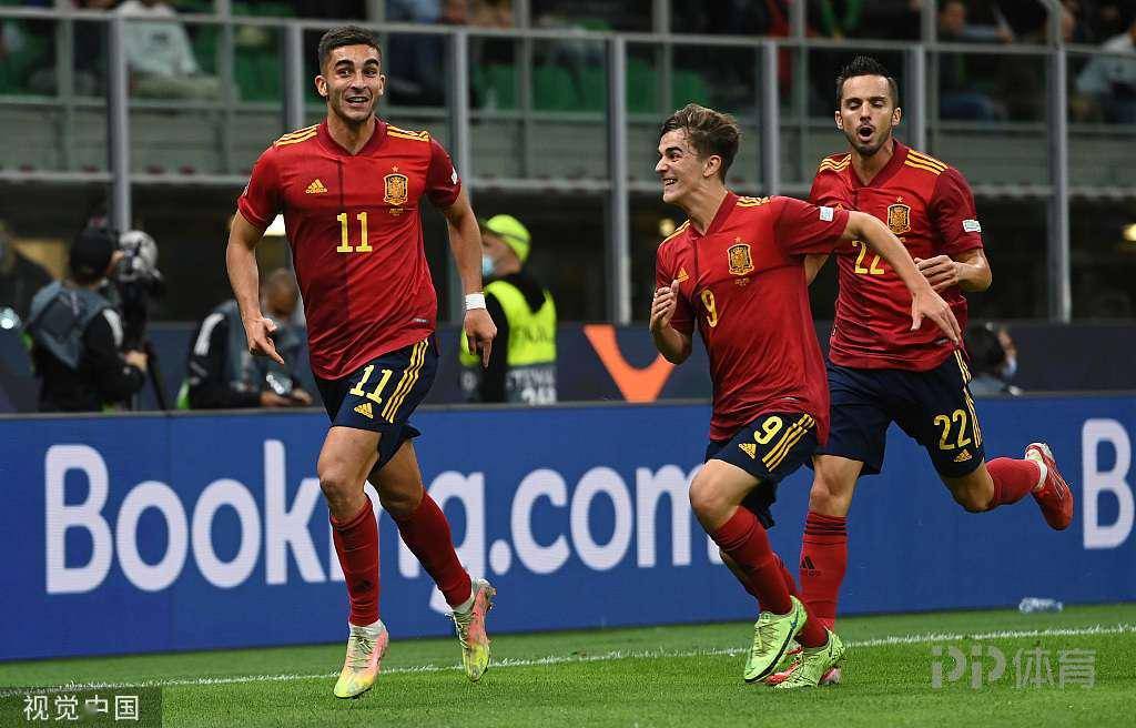 莱比锡红牛力克丹麦，托雷斯制霸全场